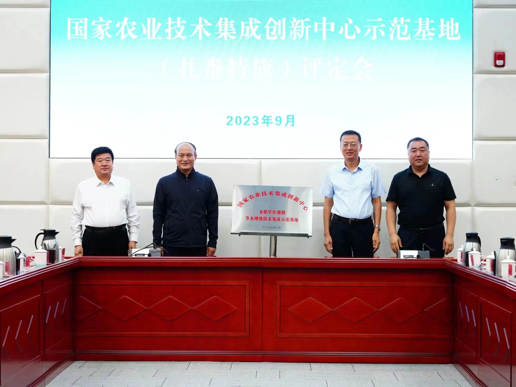 28cd96329c57dc7e094176851ada4a0.jpg 28cd96329c57dc7e094176851ada4a0.jpg